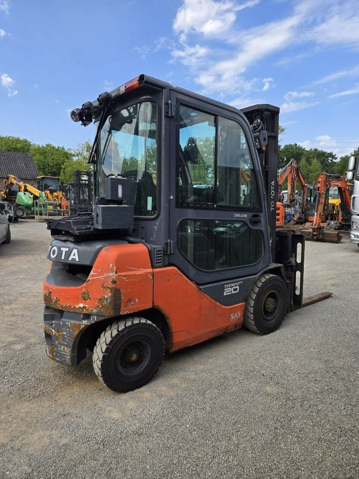 Toyota 8 FD 20 - Forklift diesel: gambar 4 Toyota 8 FD 20 - Forklift diesel: gambar 4