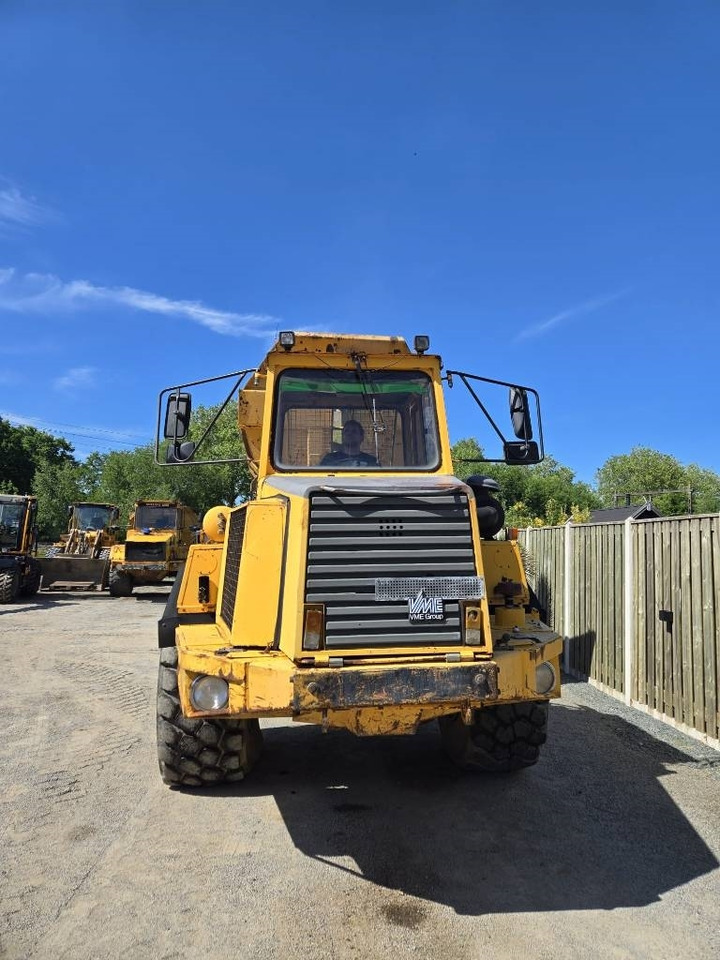 Volvo BM A 25 - Tempat sampah artikulasi: gambar 3 Volvo BM A 25 - Tempat sampah artikulasi: gambar 3