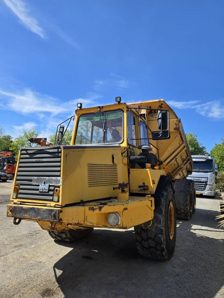Volvo BM A 25 - Tempat sampah artikulasi: gambar 4 Volvo BM A 25 - Tempat sampah artikulasi: gambar 4