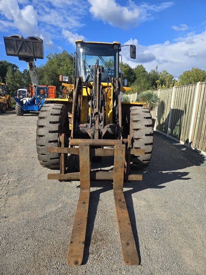 Volvo L 40 B TP - Wheel loader: gambar 3 Volvo L 40 B TP - Wheel loader: gambar 3