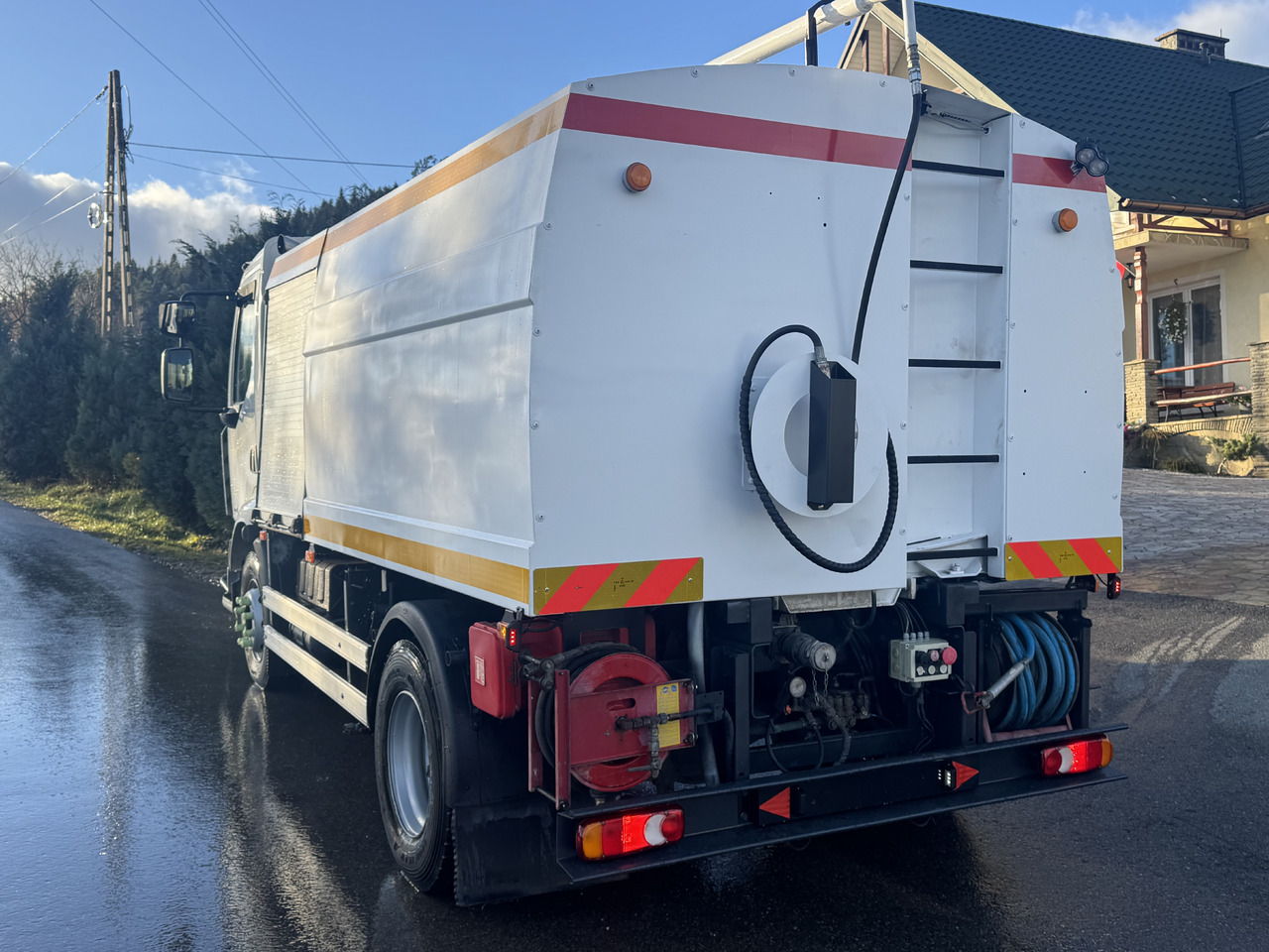 Renault Midlum - Kendaraan Kota/ Khusus: gambar 4 Renault Midlum - Kendaraan Kota/ Khusus: gambar 4