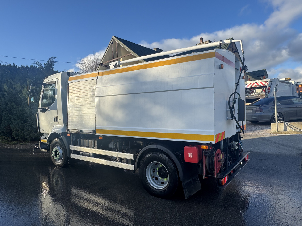 Renault Midlum - Kendaraan Kota/ Khusus: gambar 3 Renault Midlum - Kendaraan Kota/ Khusus: gambar 3