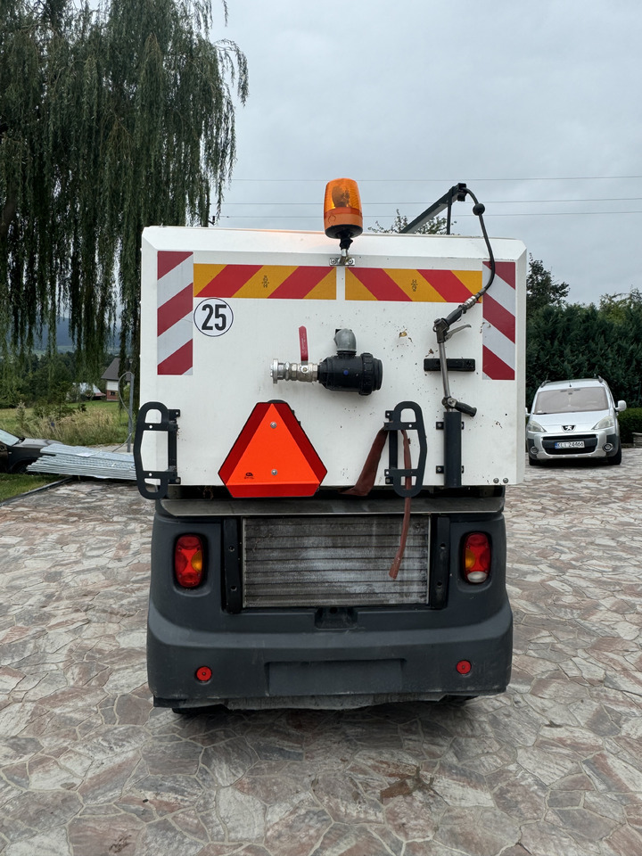 Penyapu jalan MATHIEU Grand Aquadyne 4000 water truck sprayer HP washer: gambar 8