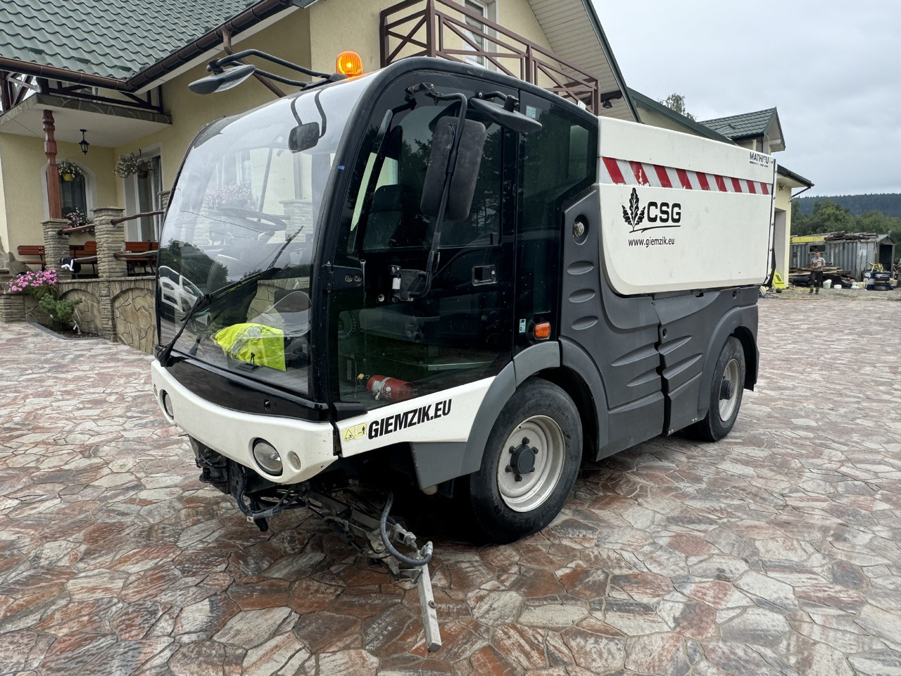 Penyapu jalan MATHIEU Grand Aquadyne 4000 water truck sprayer HP washer: gambar 6