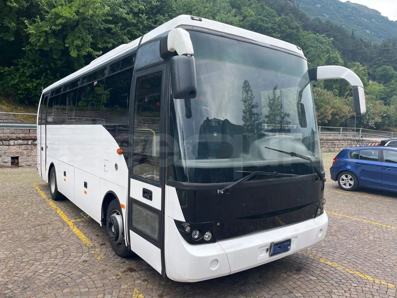 BMC PROBUS TBX - Bus pariwisata: gambar 1 BMC PROBUS TBX - Bus pariwisata: gambar 1