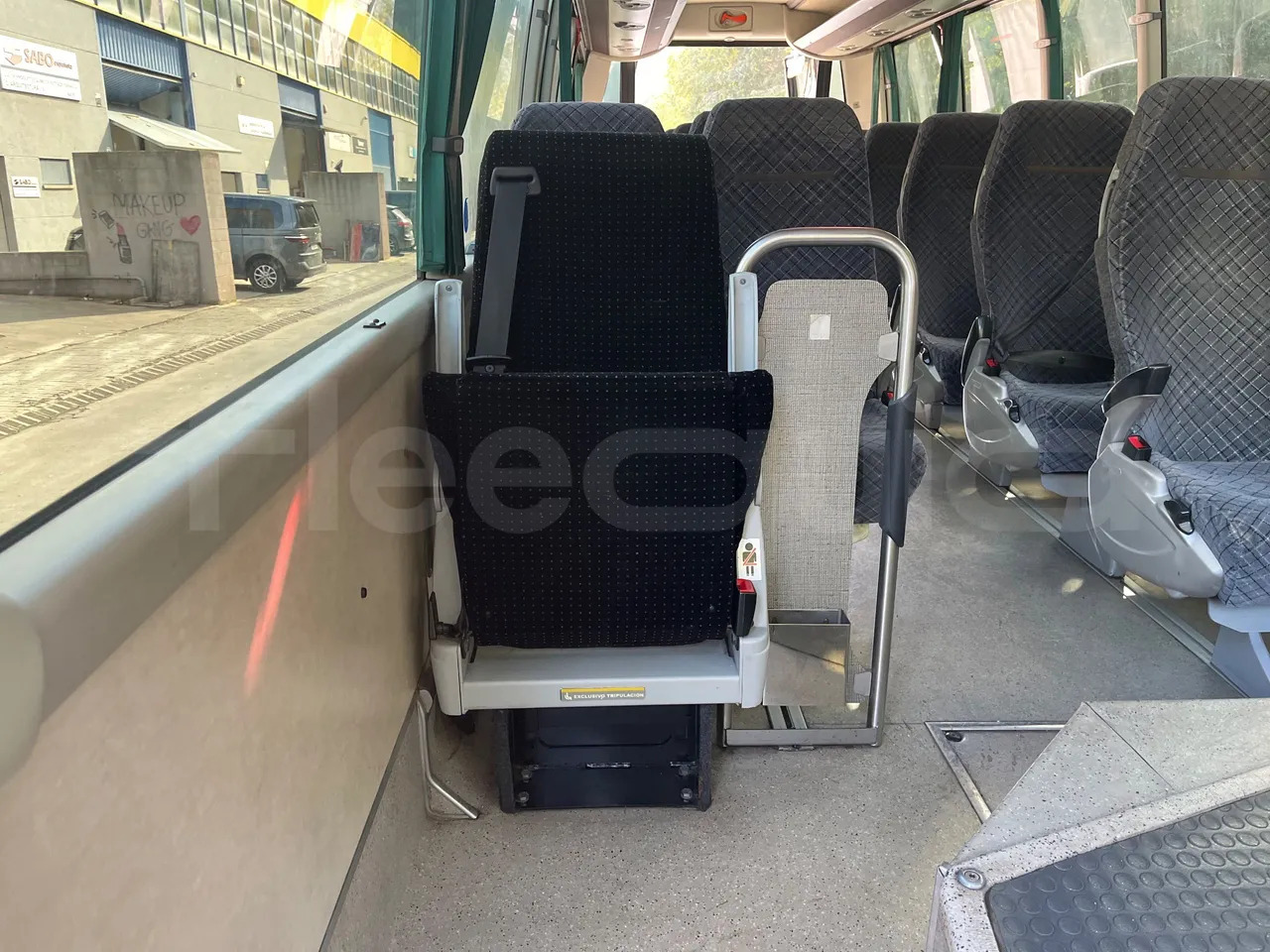 Bus pinggiran kota Beulas Man Gianino: gambar 16