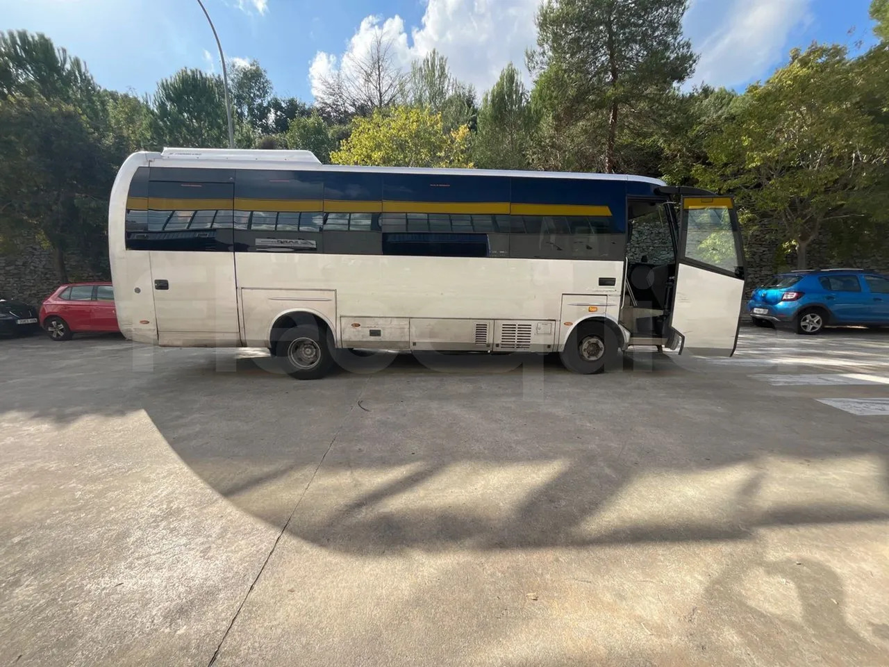 Bus pinggiran kota Beulas Man Gianino: gambar 12