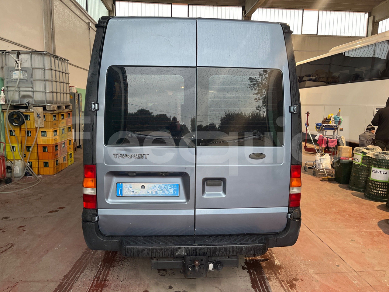 Ford Transit - Bus mini, Van penumpang: gambar 4 Ford Transit - Bus mini, Van penumpang: gambar 4