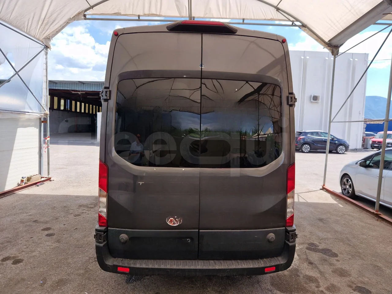 Ford Transit - Bus mini, Van penumpang: gambar 5 Ford Transit - Bus mini, Van penumpang: gambar 5