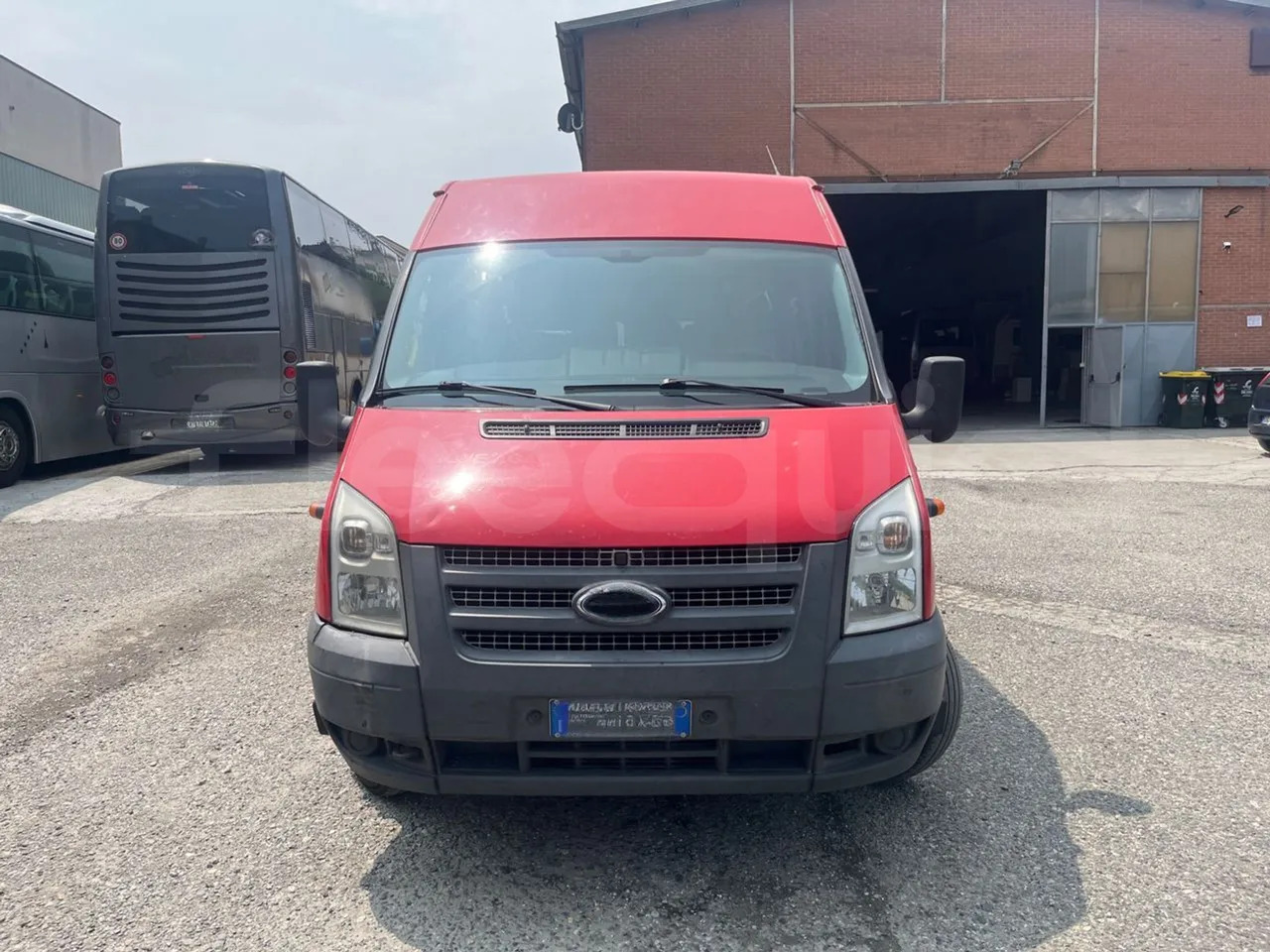 Ford Transit Tourneo - Bus mini, Van penumpang: gambar 1 Ford Transit Tourneo - Bus mini, Van penumpang: gambar 1