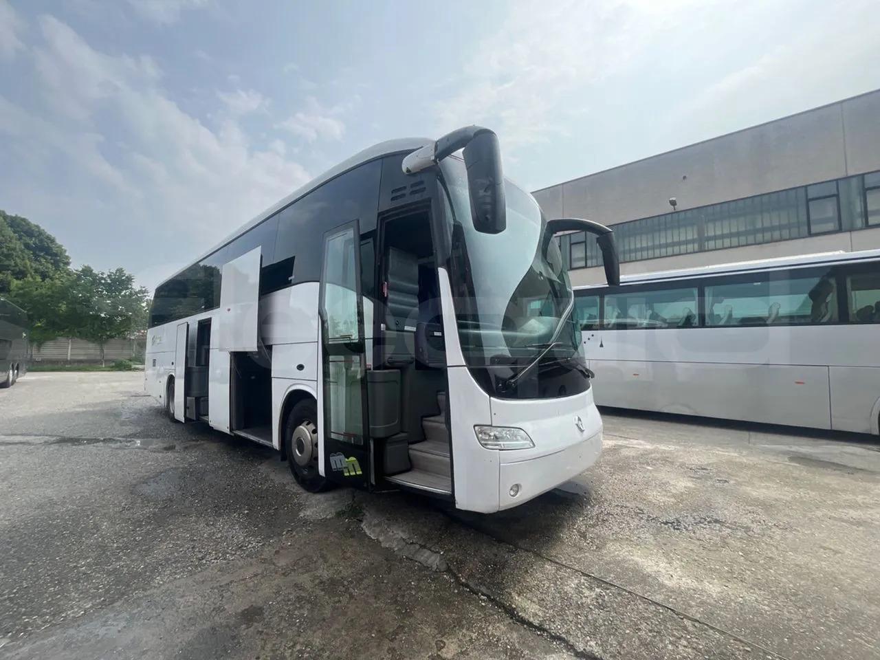 Irisbus New Domino - Bus pariwisata: gambar 1 Irisbus New Domino - Bus pariwisata: gambar 1