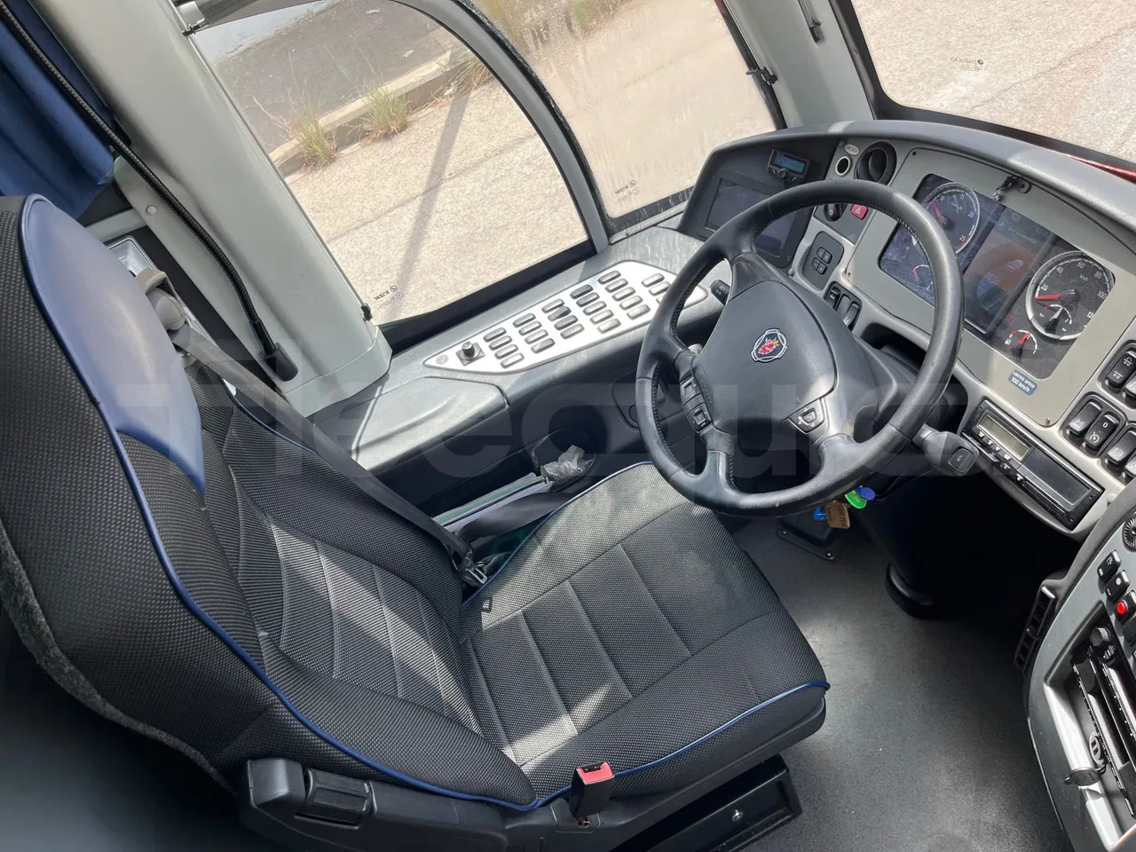 Leasing  Irizar i6 Irizar i6: gambar 20