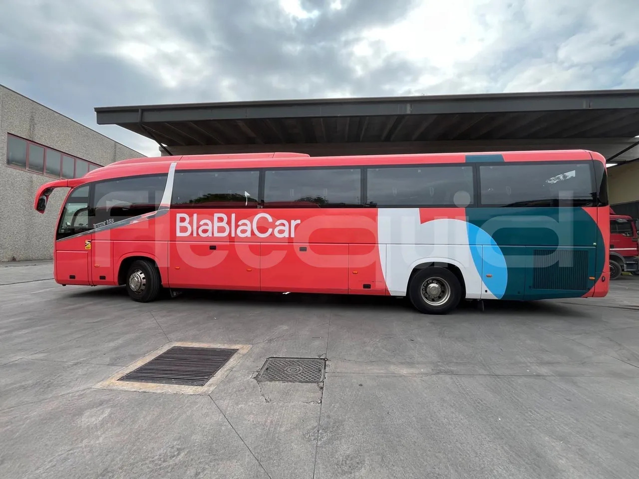 Irizar i6 - Bus pariwisata: gambar 5 Irizar i6 - Bus pariwisata: gambar 5