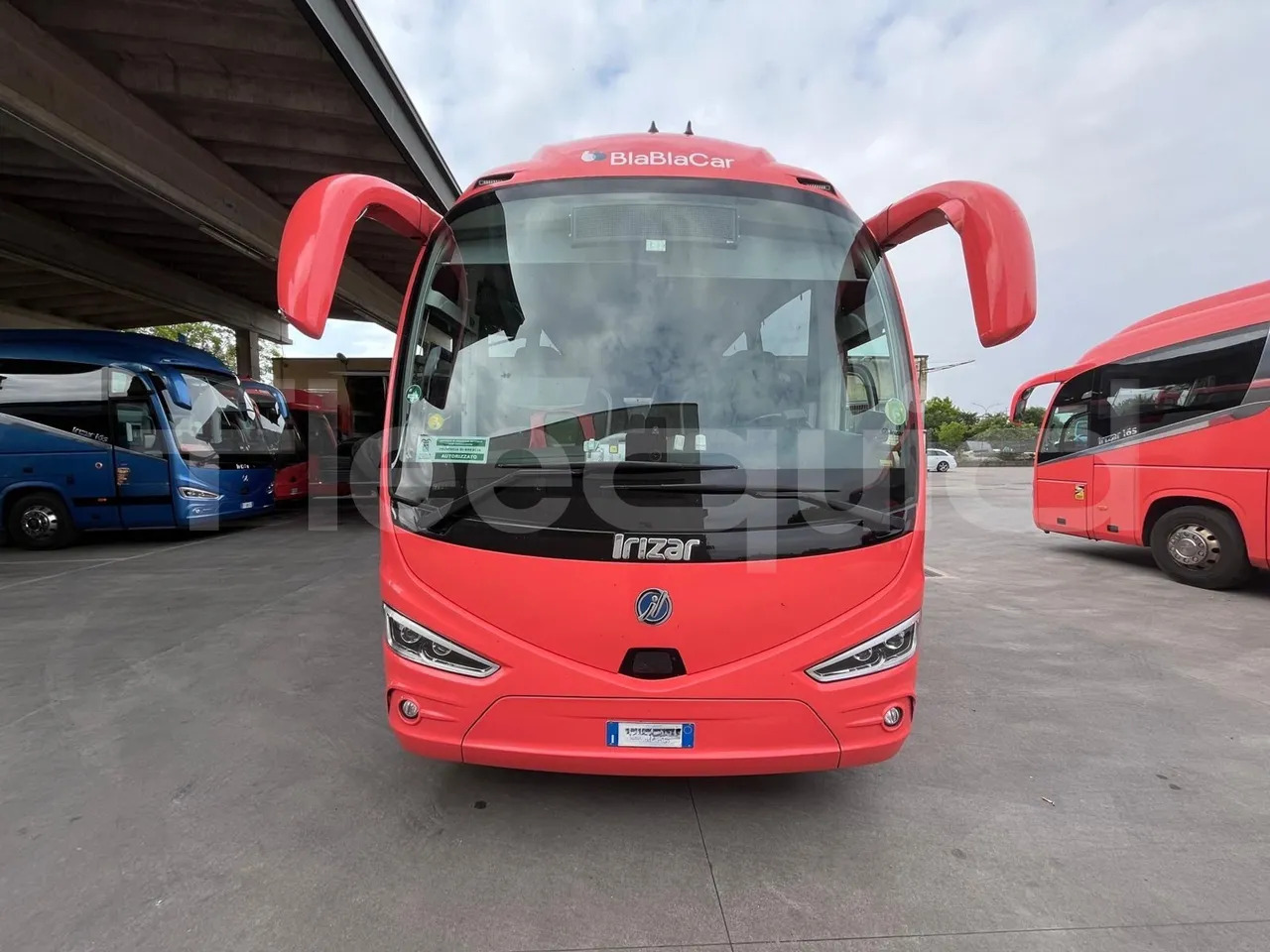Irizar i6 - Bus pariwisata: gambar 2 Irizar i6 - Bus pariwisata: gambar 2