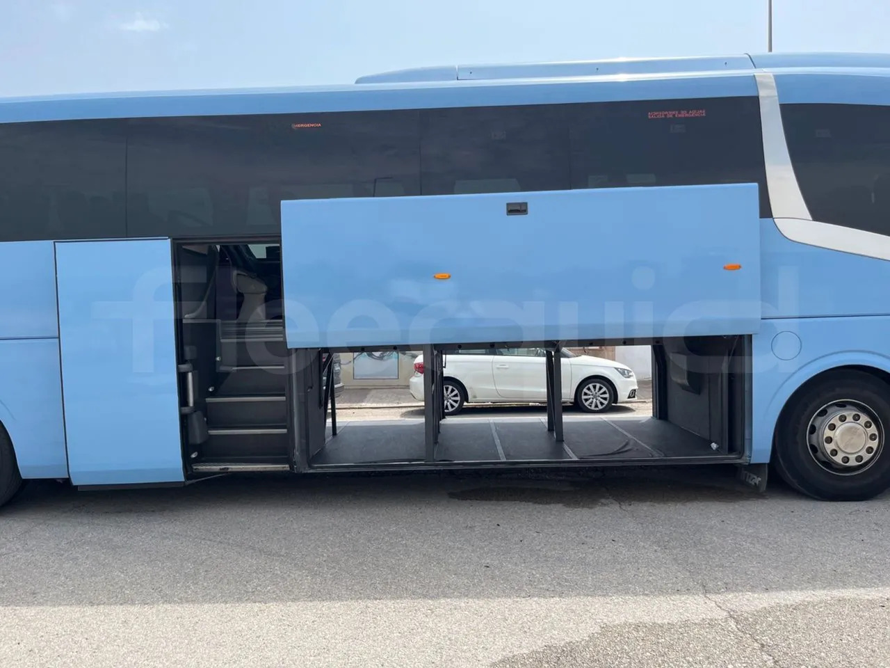 Leasing  Irizar i6 Irizar i6: gambar 7