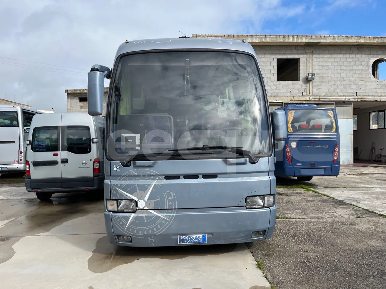Iveco 380 - Bus pariwisata: gambar 2 Iveco 380 - Bus pariwisata: gambar 2
