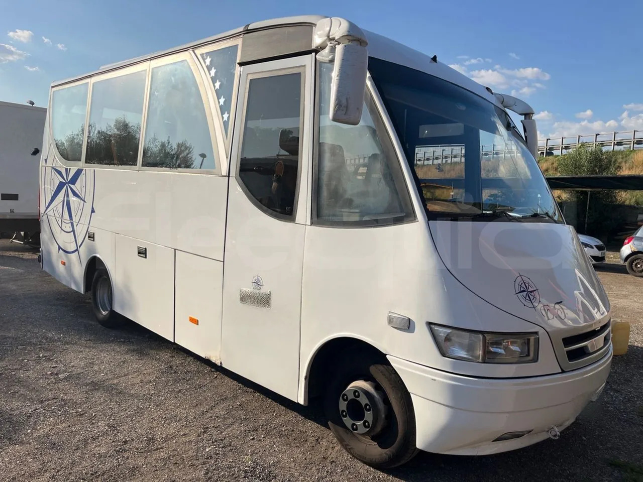 Iveco 65C - Bus pariwisata: gambar 1 Iveco 65C - Bus pariwisata: gambar 1