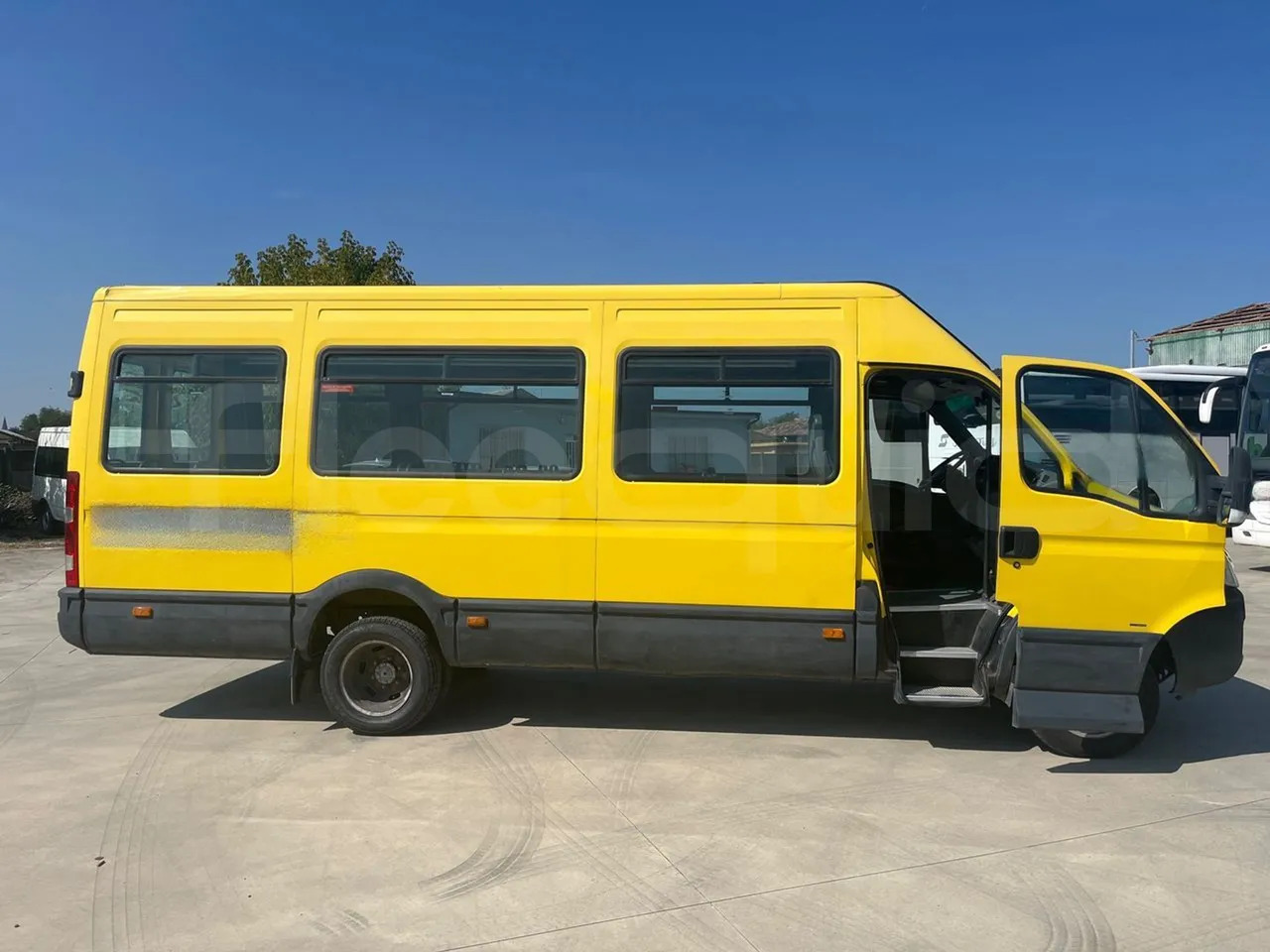 Bus sekolah Iveco A50: gambar 12