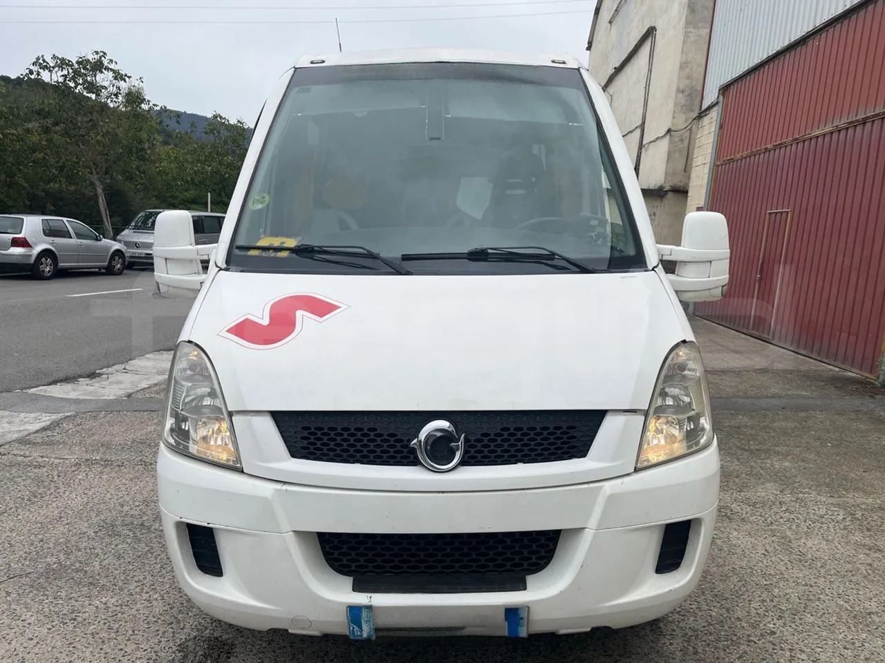 Iveco A50C17 - Bus mini, Van penumpang: gambar 2 Iveco A50C17 - Bus mini, Van penumpang: gambar 2