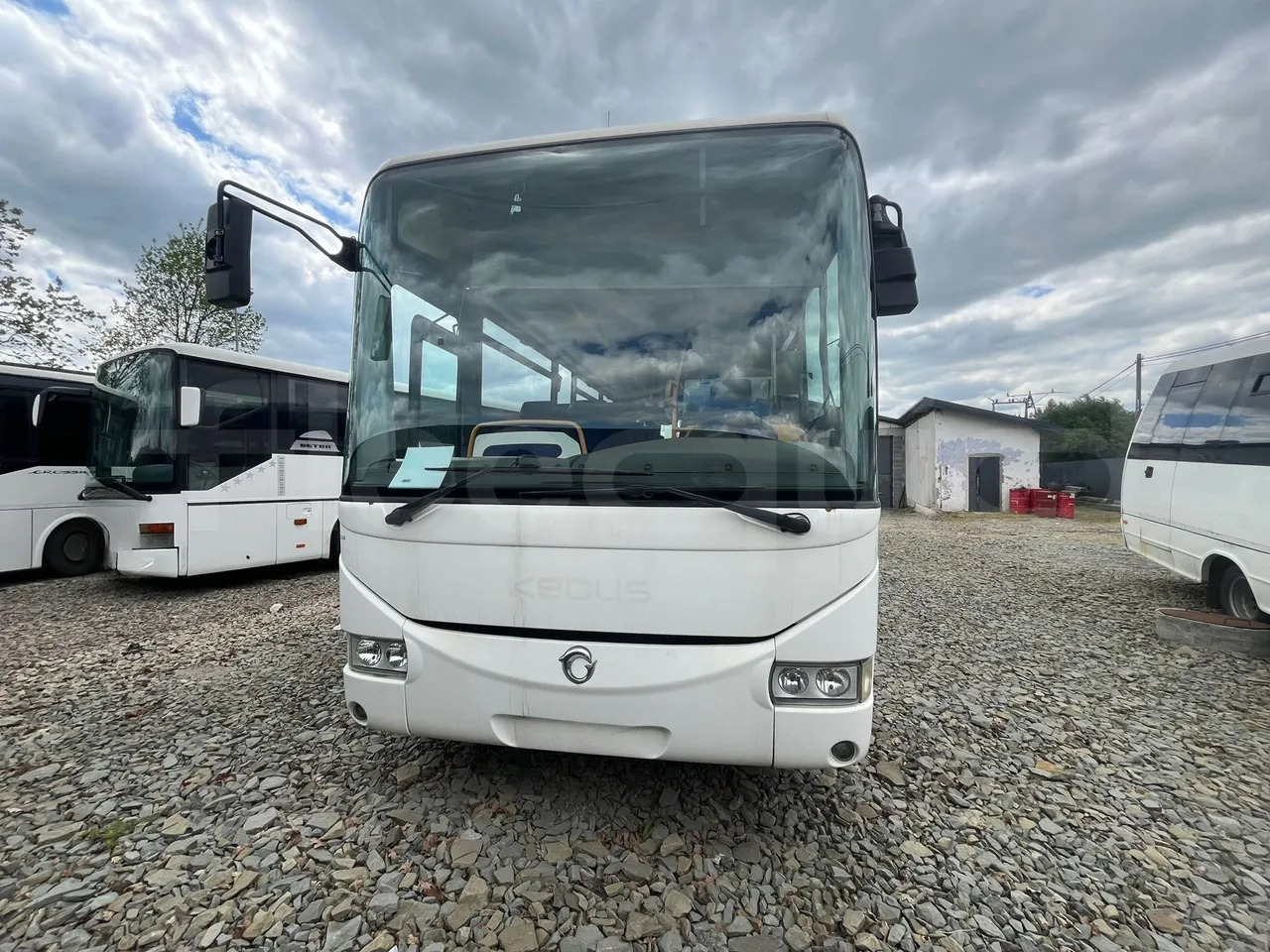 Iveco Crossway - Bus pariwisata: gambar 1 Iveco Crossway - Bus pariwisata: gambar 1