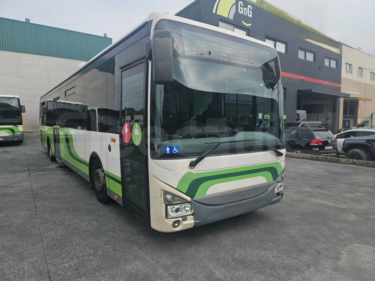 Iveco Crossway Low Entry - Bus kota: gambar 1 Iveco Crossway Low Entry - Bus kota: gambar 1