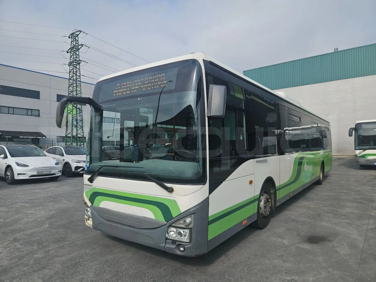 Iveco Crossway Low Entry - Bus kota: gambar 4 Iveco Crossway Low Entry - Bus kota: gambar 4