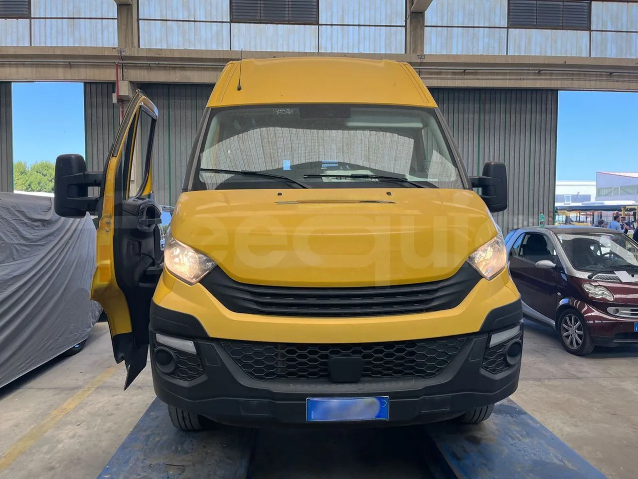 Iveco Daily - Bus sekolah: gambar 2 Iveco Daily - Bus sekolah: gambar 2