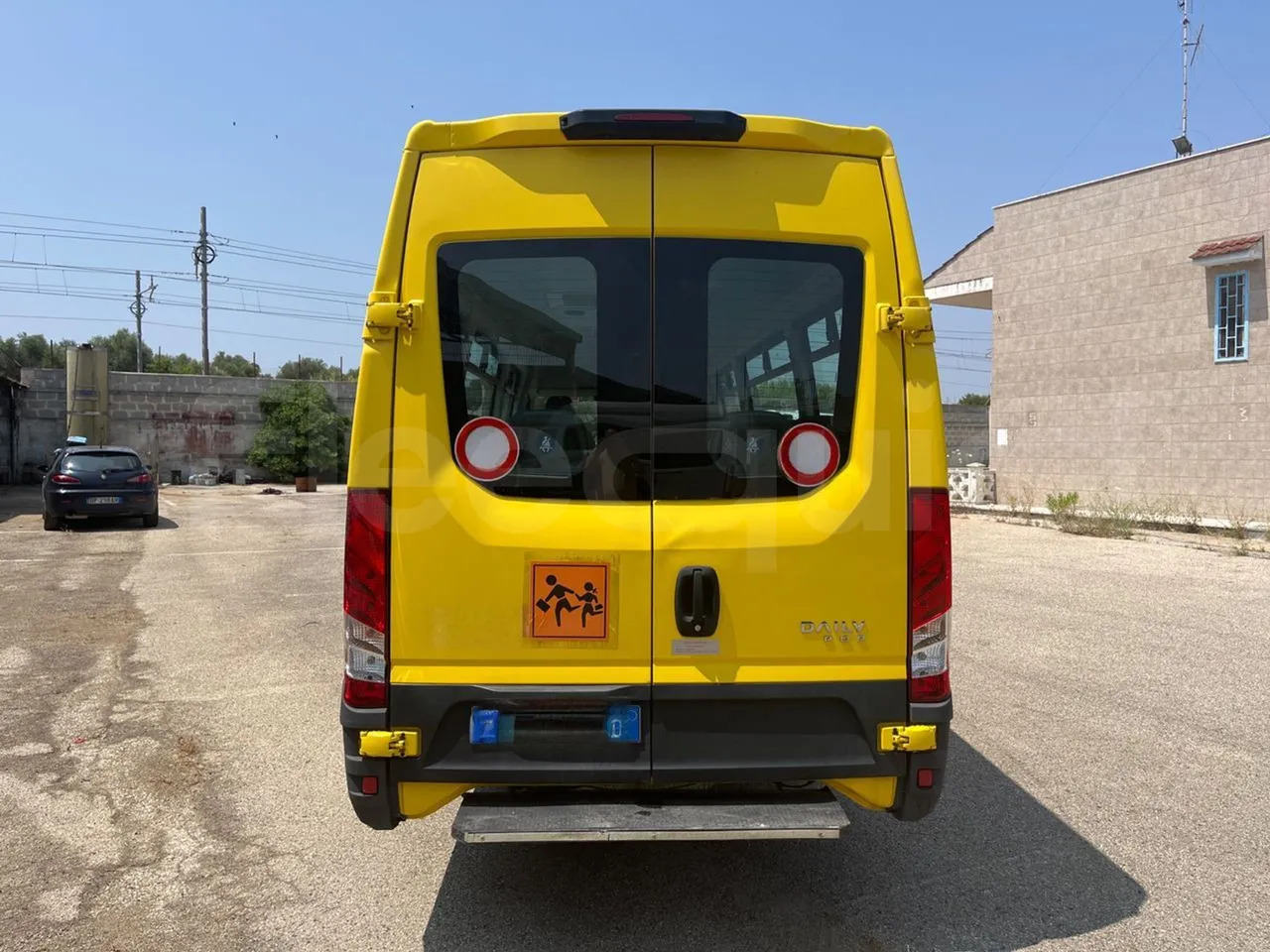 Iveco Daily - Bus sekolah: gambar 5 Iveco Daily - Bus sekolah: gambar 5