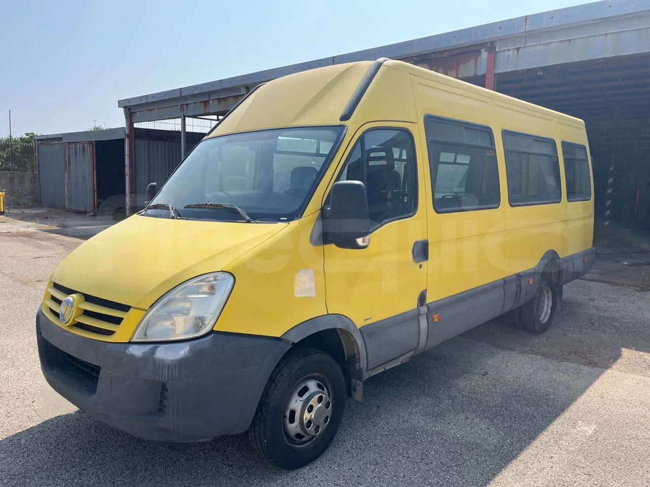 Iveco Daily - Bus sekolah: gambar 4 Iveco Daily - Bus sekolah: gambar 4