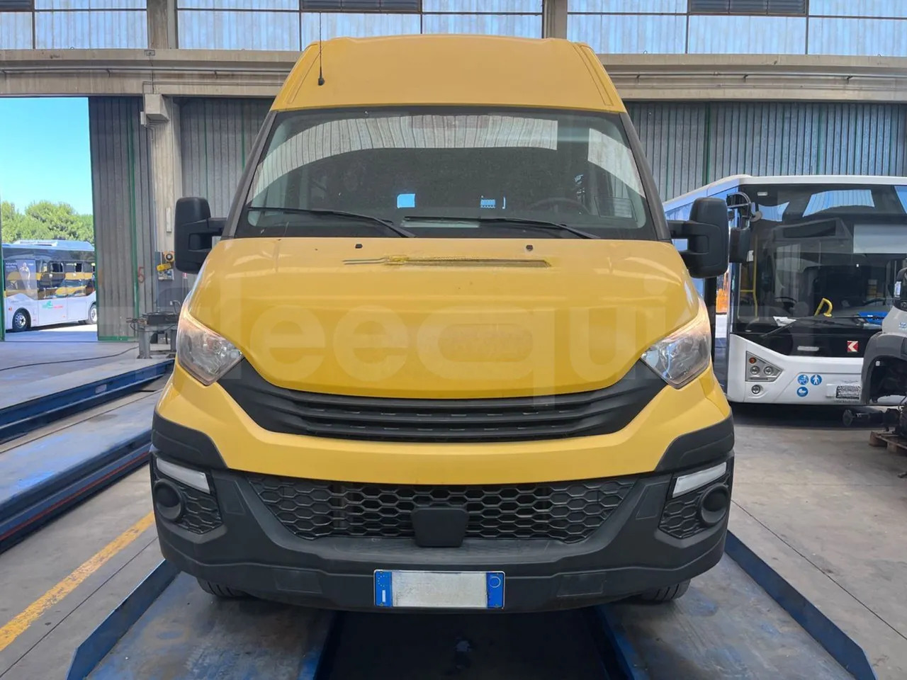 Iveco Daily - Bus sekolah: gambar 2 Iveco Daily - Bus sekolah: gambar 2
