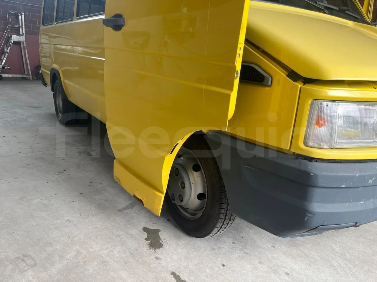 Iveco Daily - Bus sekolah: gambar 1 Iveco Daily - Bus sekolah: gambar 1