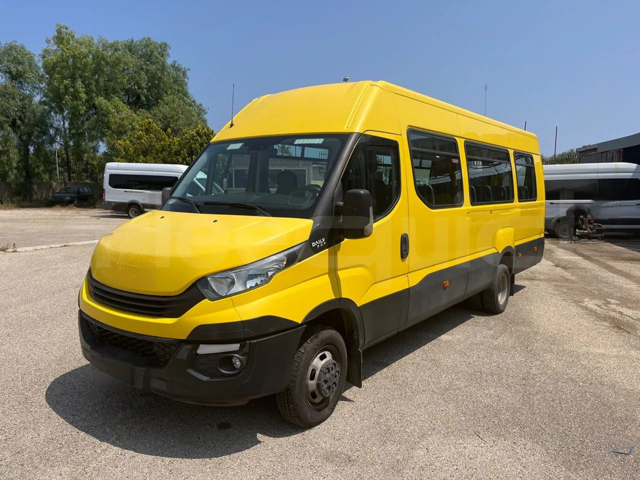 Iveco Daily - Bus sekolah: gambar 4 Iveco Daily - Bus sekolah: gambar 4