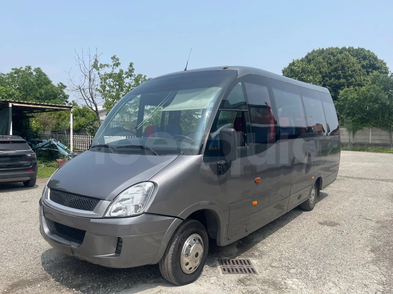 Iveco Daily - Bus pariwisata: gambar 3 Iveco Daily - Bus pariwisata: gambar 3