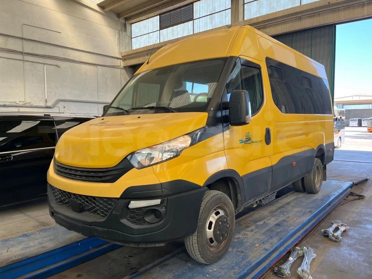 Iveco Daily - Bus sekolah: gambar 3 Iveco Daily - Bus sekolah: gambar 3