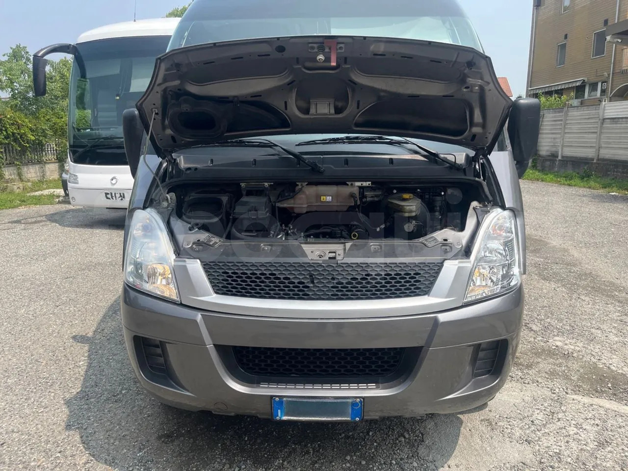 Iveco Daily - Bus pariwisata: gambar 4 Iveco Daily - Bus pariwisata: gambar 4