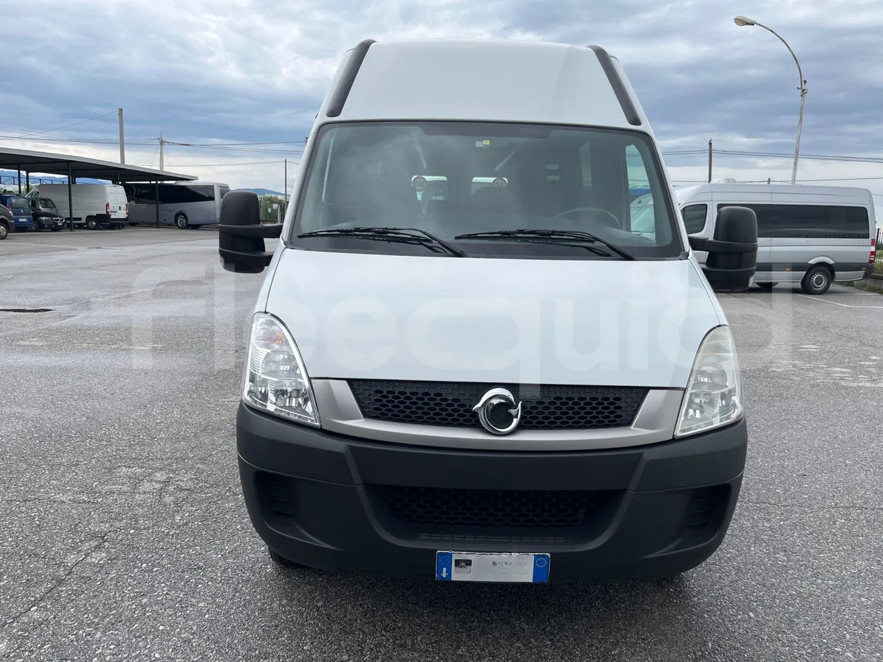 Iveco Daily - Bus mini, Van penumpang: gambar 2 Iveco Daily - Bus mini, Van penumpang: gambar 2
