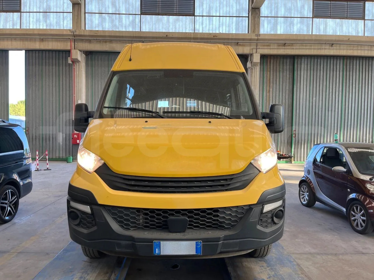 Iveco Daily - Bus sekolah: gambar 2 Iveco Daily - Bus sekolah: gambar 2