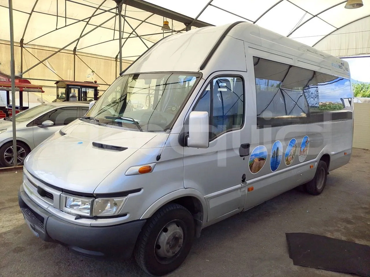 Iveco Daily - Bus mini, Van penumpang: gambar 4 Iveco Daily - Bus mini, Van penumpang: gambar 4