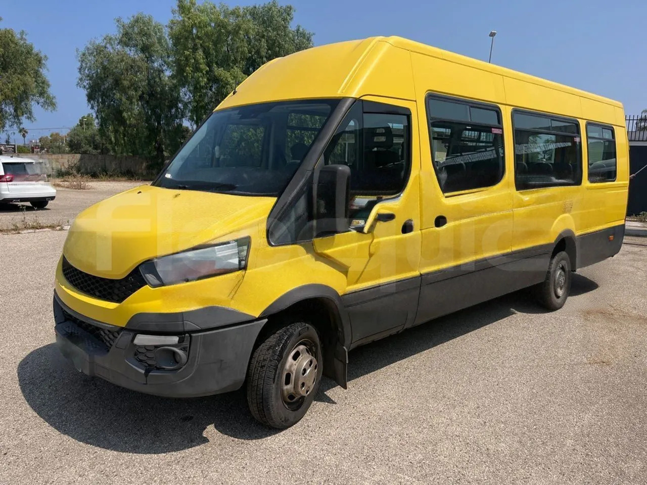 Iveco Daily - Bus sekolah: gambar 4 Iveco Daily - Bus sekolah: gambar 4