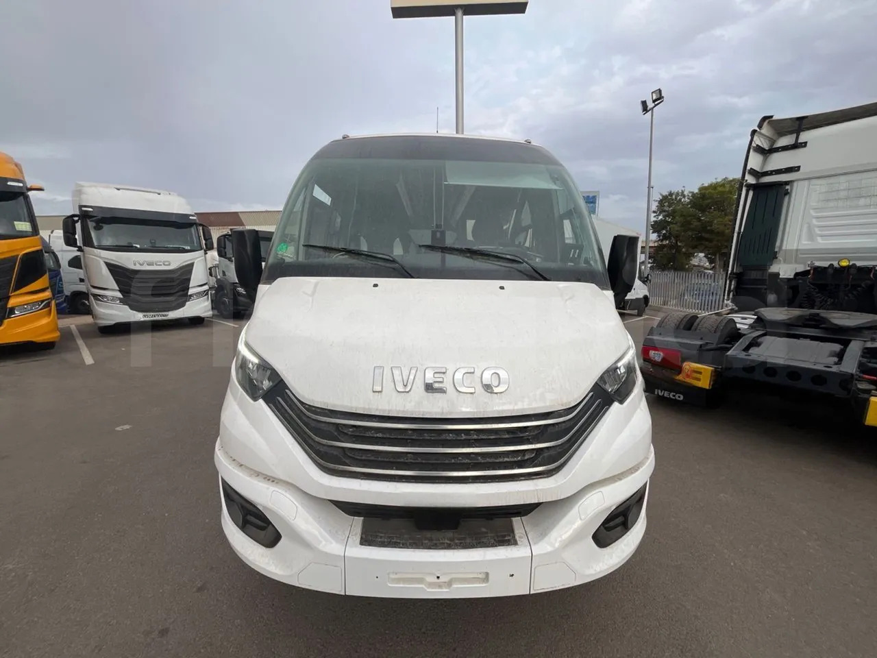 Iveco Indcar - Bus pariwisata: gambar 2 Iveco Indcar - Bus pariwisata: gambar 2