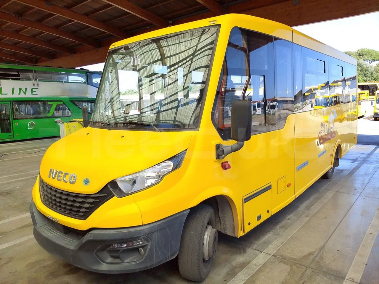 Iveco Indcar - Bus sekolah: gambar 3 Iveco Indcar - Bus sekolah: gambar 3