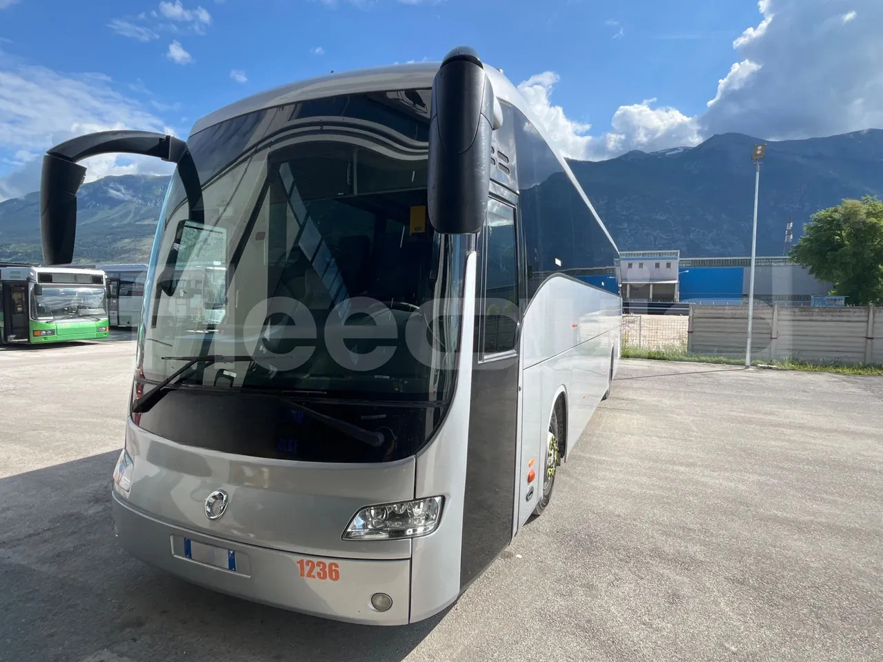 Iveco Irisbus Italia - Bus pariwisata: gambar 4 Iveco Irisbus Italia - Bus pariwisata: gambar 4