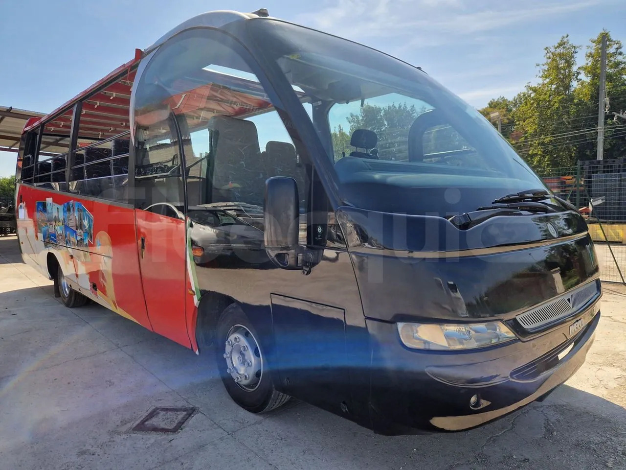 Iveco Mago2 - Bus pariwisata: gambar 1 Iveco Mago2 - Bus pariwisata: gambar 1