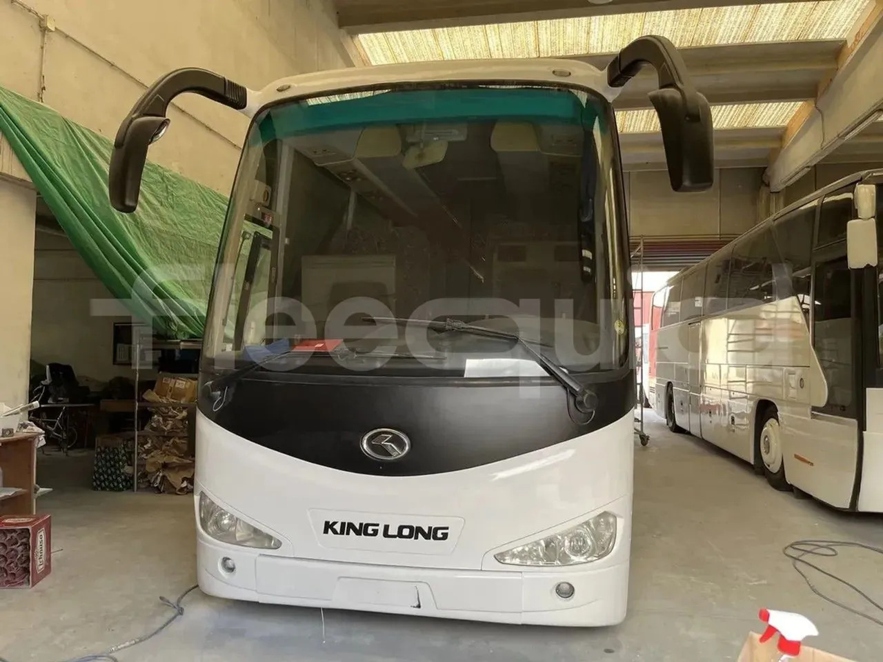 King Long XMQ6127 - Bus pariwisata: gambar 3 King Long XMQ6127 - Bus pariwisata: gambar 3