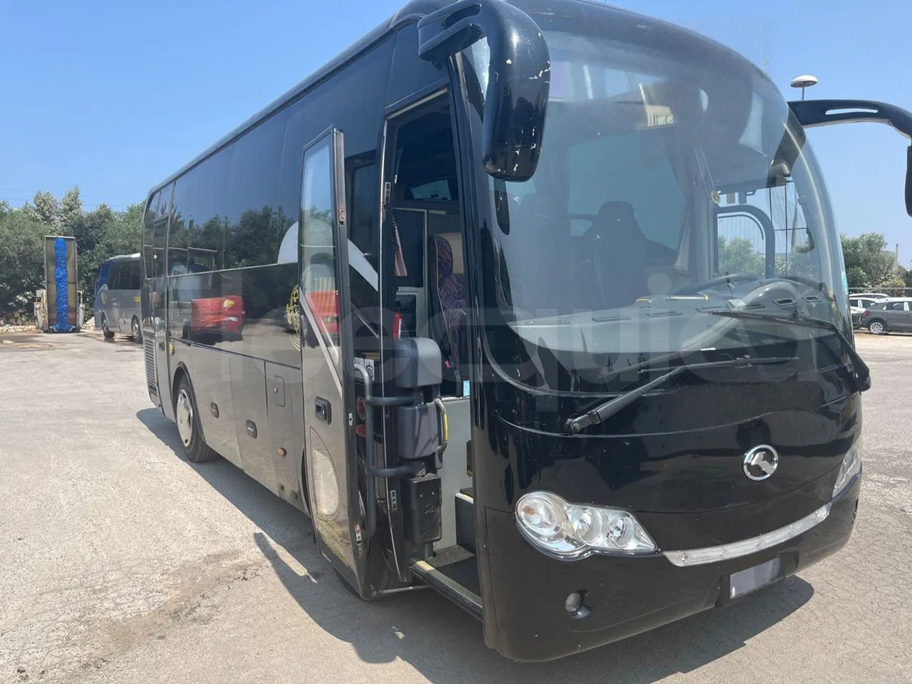 King Long XMQ6800 - Bus pariwisata: gambar 1 King Long XMQ6800 - Bus pariwisata: gambar 1