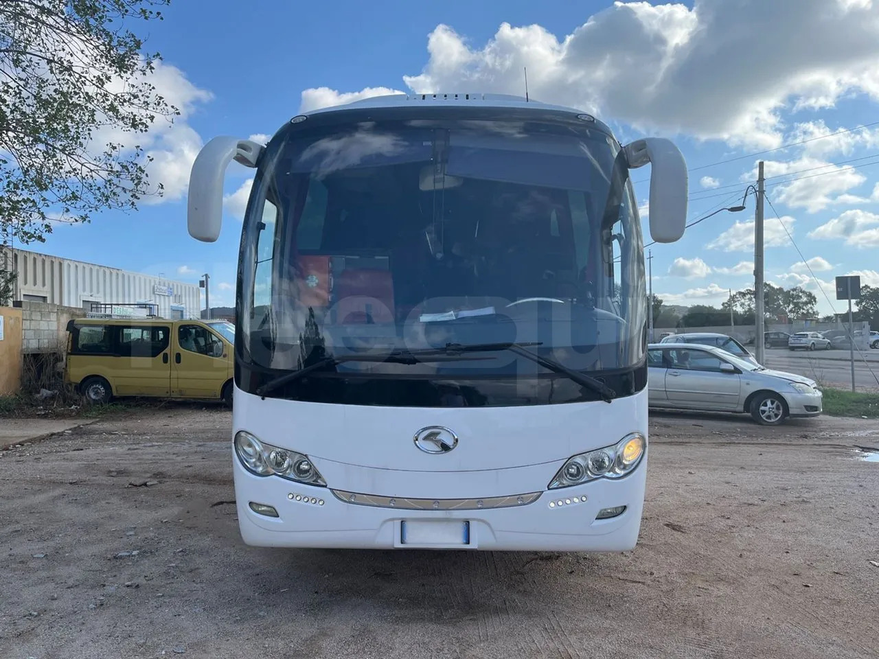 King Long XMQ6996 - Bus pariwisata: gambar 2 King Long XMQ6996 - Bus pariwisata: gambar 2