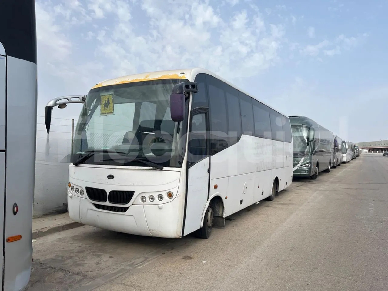 Man 12.220 HOCL - Bus pariwisata: gambar 3 Man 12.220 HOCL - Bus pariwisata: gambar 3