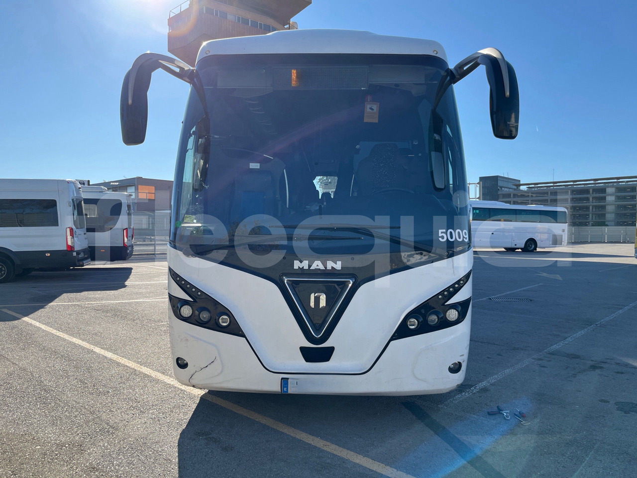 Man Noge - Bus pariwisata: gambar 2 Man Noge - Bus pariwisata: gambar 2