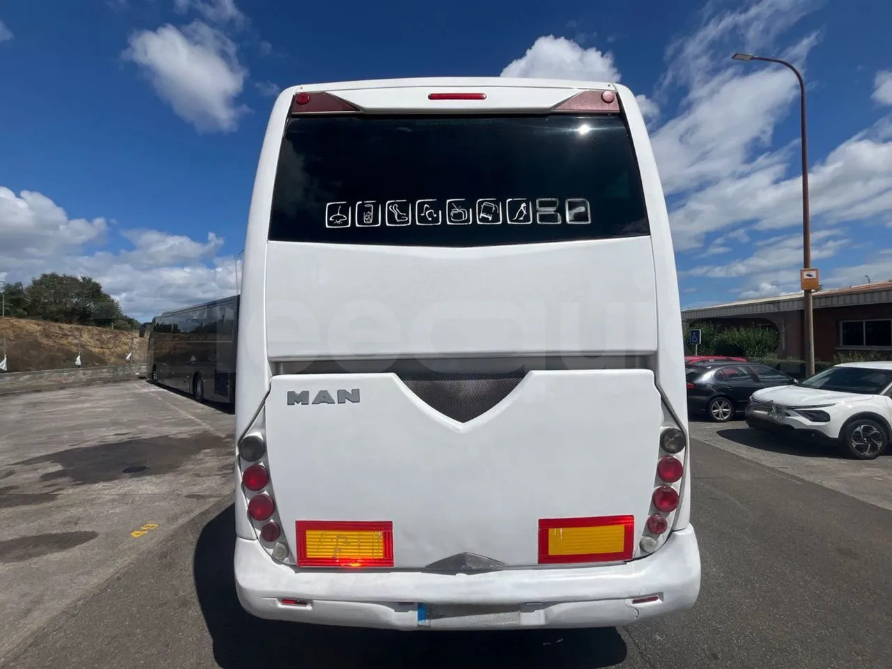 Man Ratio - Bus pariwisata: gambar 5 Man Ratio - Bus pariwisata: gambar 5