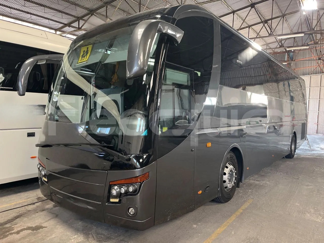 Man Stellae RR2 - Bus pariwisata: gambar 4 Man Stellae RR2 - Bus pariwisata: gambar 4